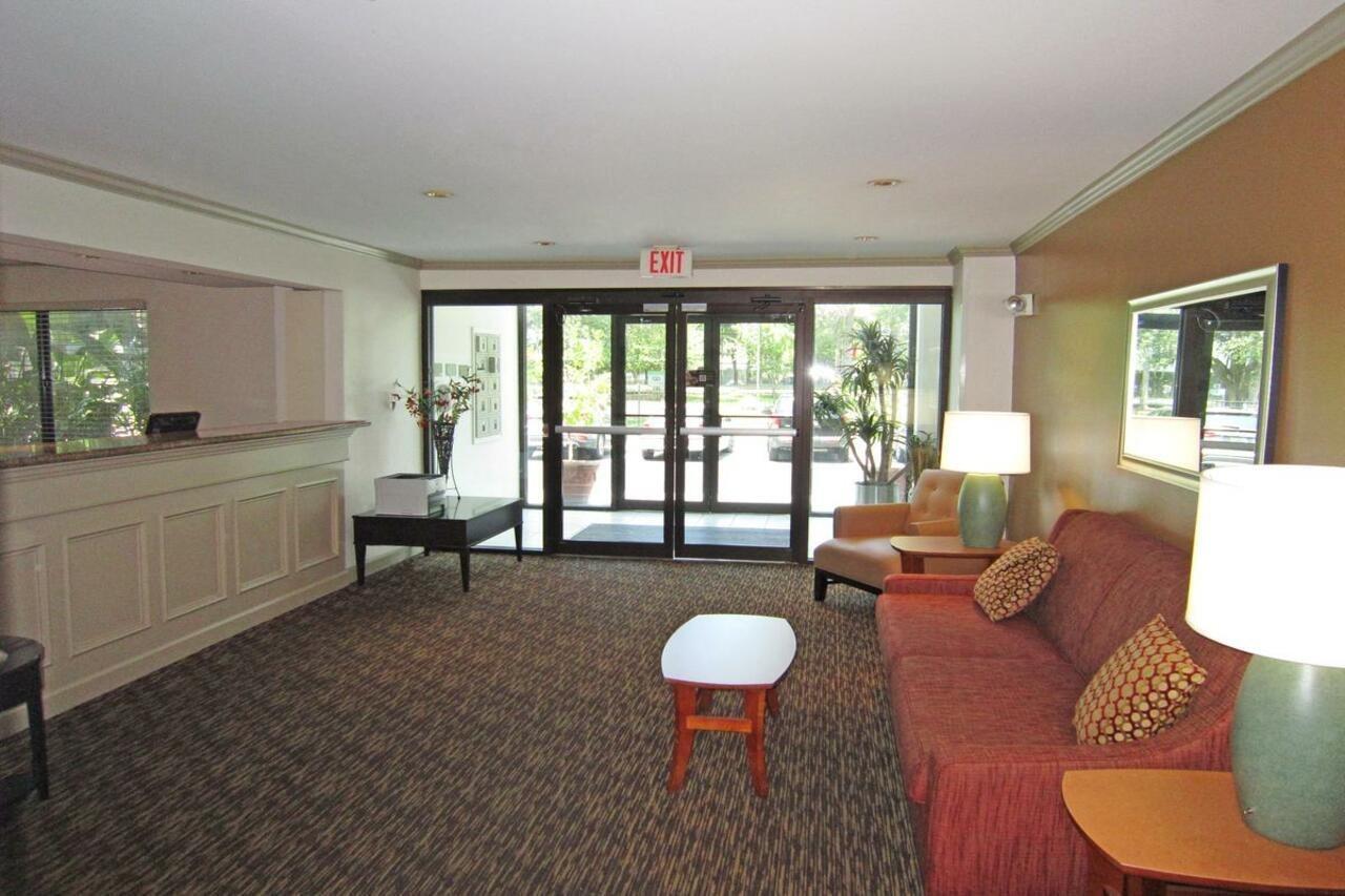 Red Roof Inn Pensacola - I-10 At Davis Highway Ferry Pass Buitenkant foto